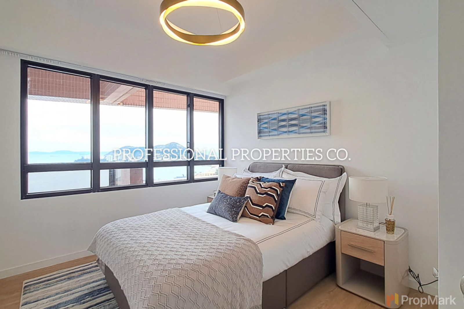 photo 11 — Pacific View, Southside