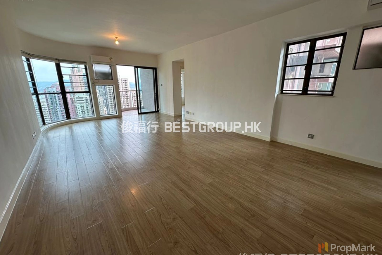 photo 4 — Dragonview Court, Mid-levels West