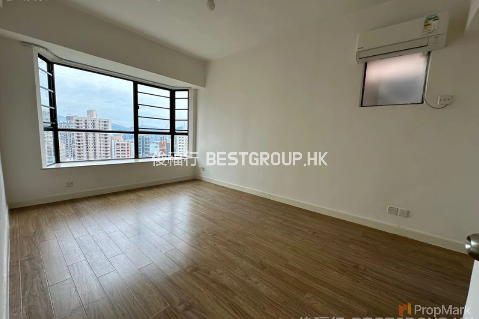 photo 7 — Dragonview Court, Mid-levels West
