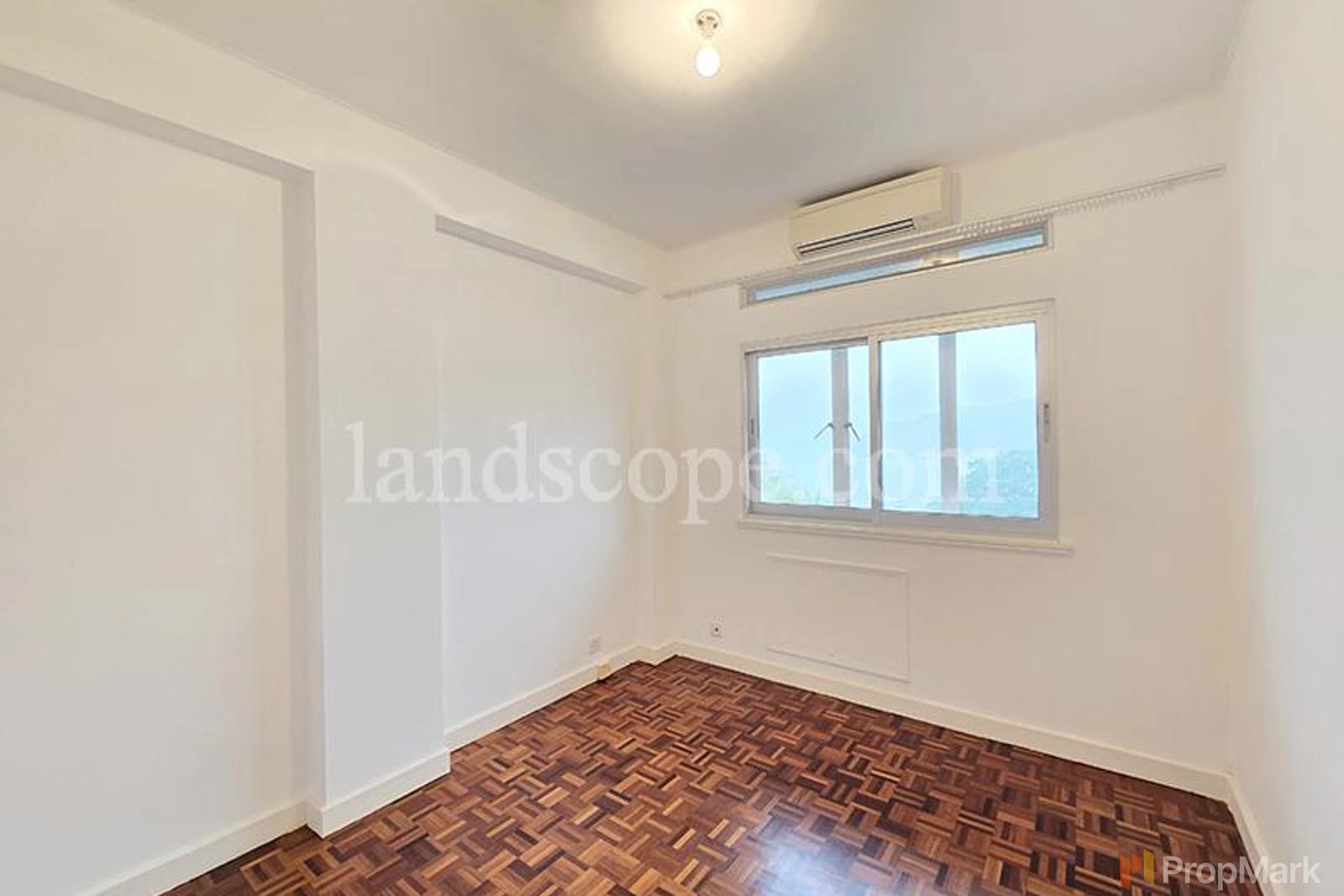 photo 15 — Deepdene, Southside