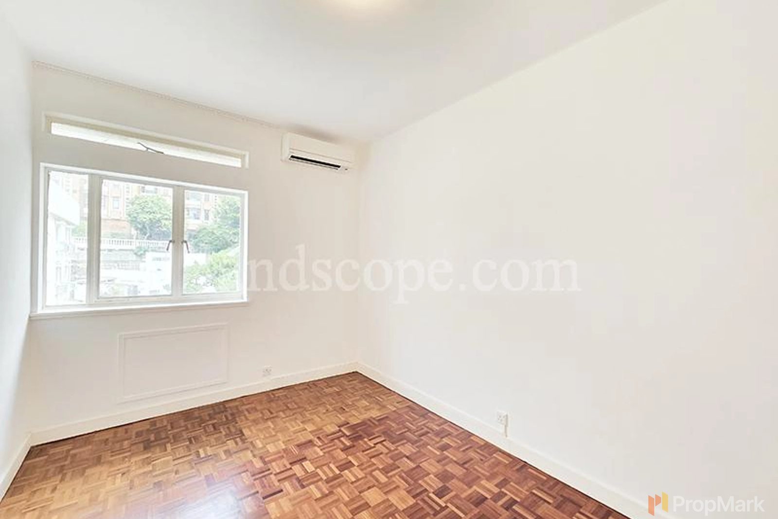 photo 19 — Deepdene, Southside