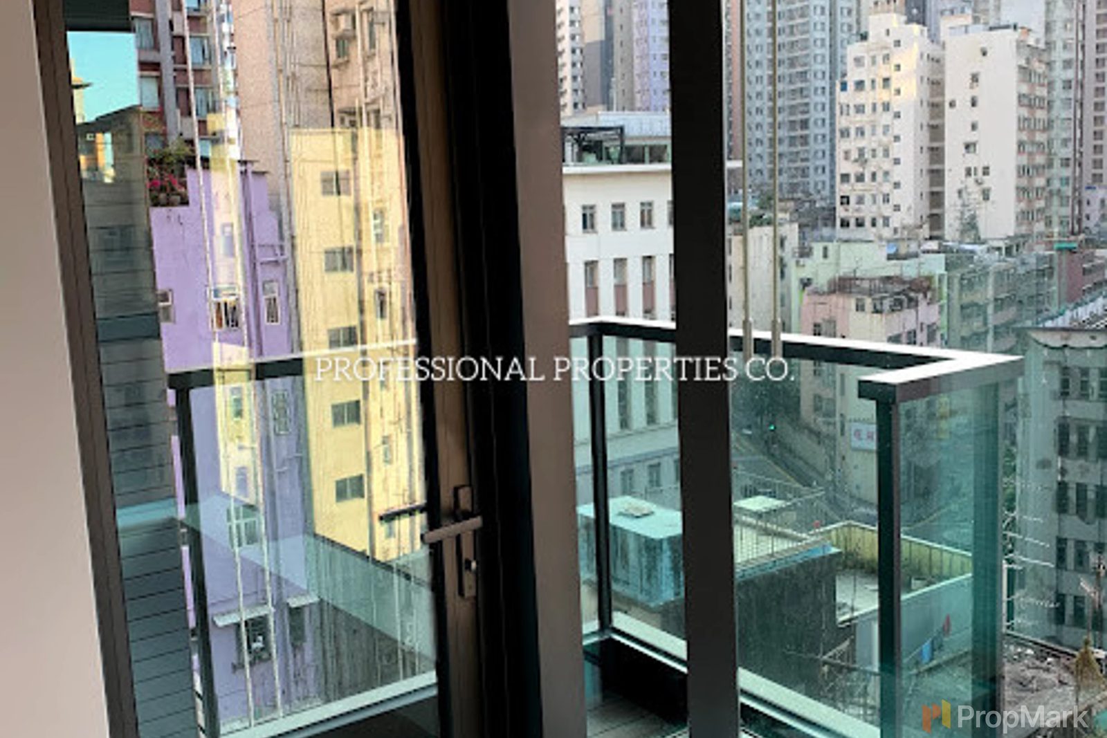 photo 3 — One Artlane, Sai Ying Pun