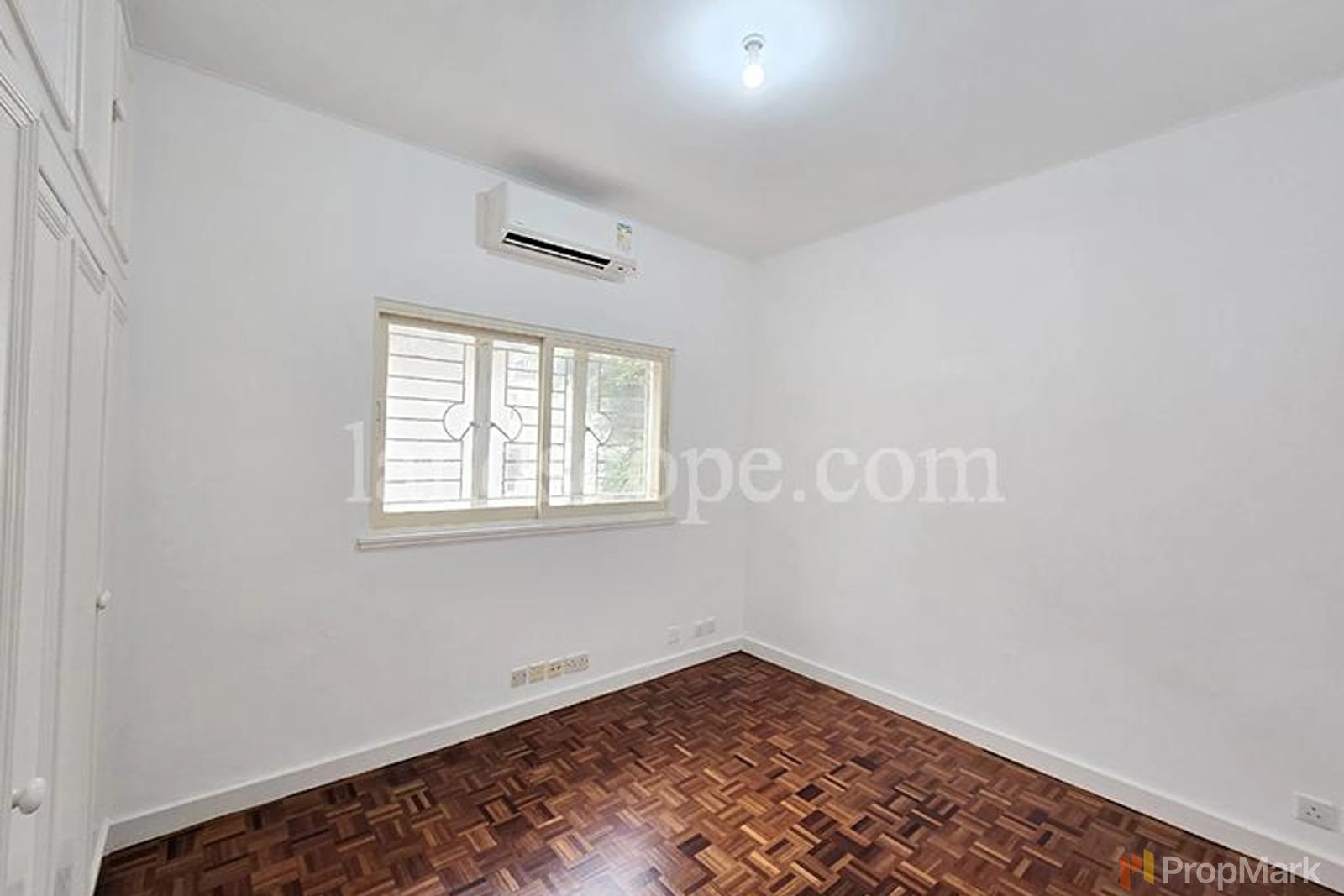 photo 13 — Deepdene, Southside