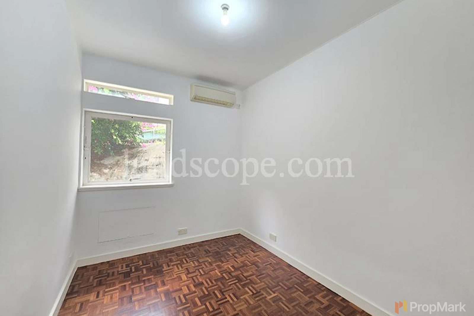 photo 17 — Deepdene, Southside