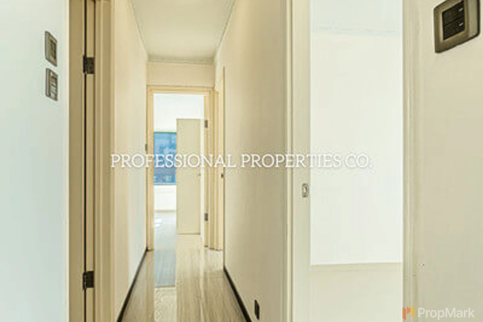 photo 3 — Robinson Place, Mid-levels West