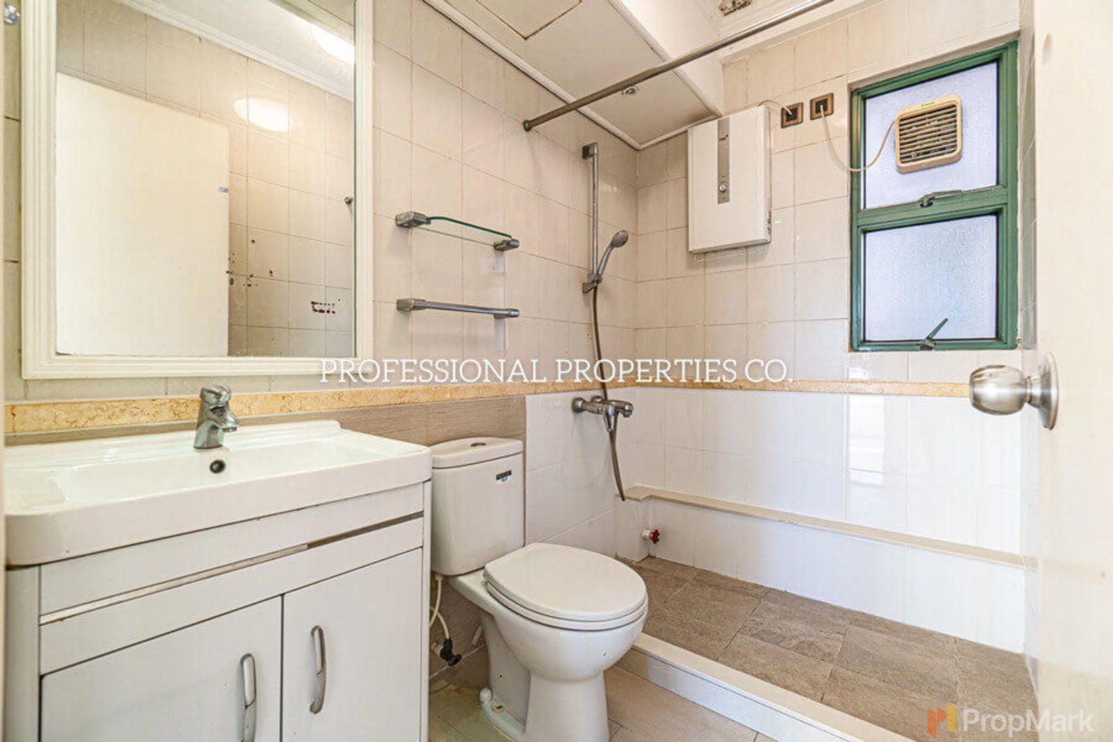 photo 10 — Robinson Place, Mid-levels West