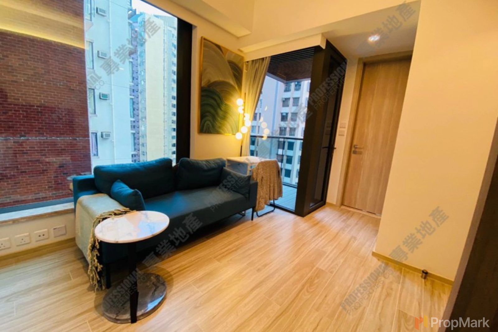 photo 6 — Central 8, Mid-levels West