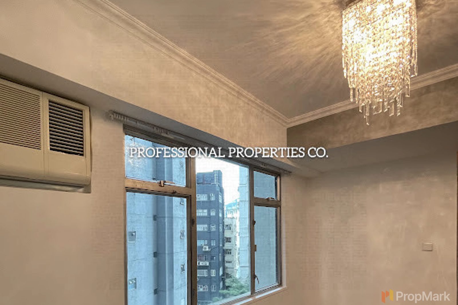 photo 8 — Shiu King Court, Central