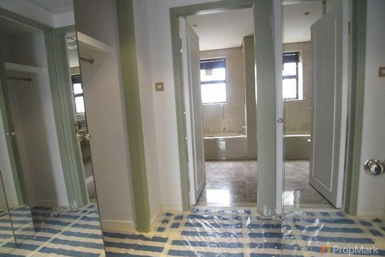 photo 9 — The Albany, Mid-levels Central