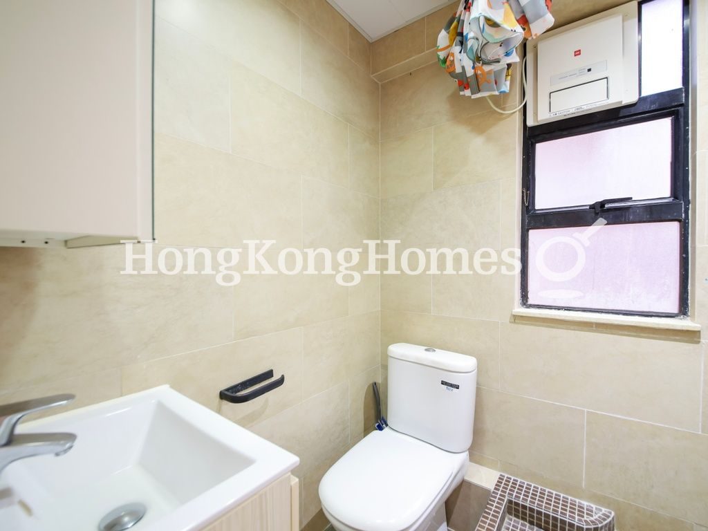 Guest Bathroom — Primrose Court, Mid-levels West