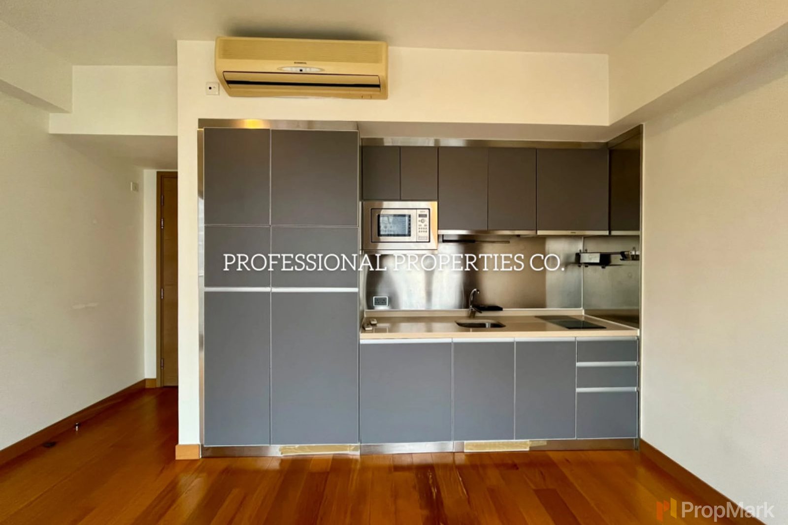 photo 6 — Island Crest, Sai Ying Pun