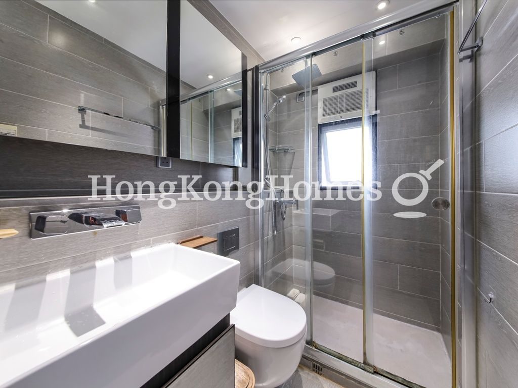 Bathroom — Bel Mount Garden, Central