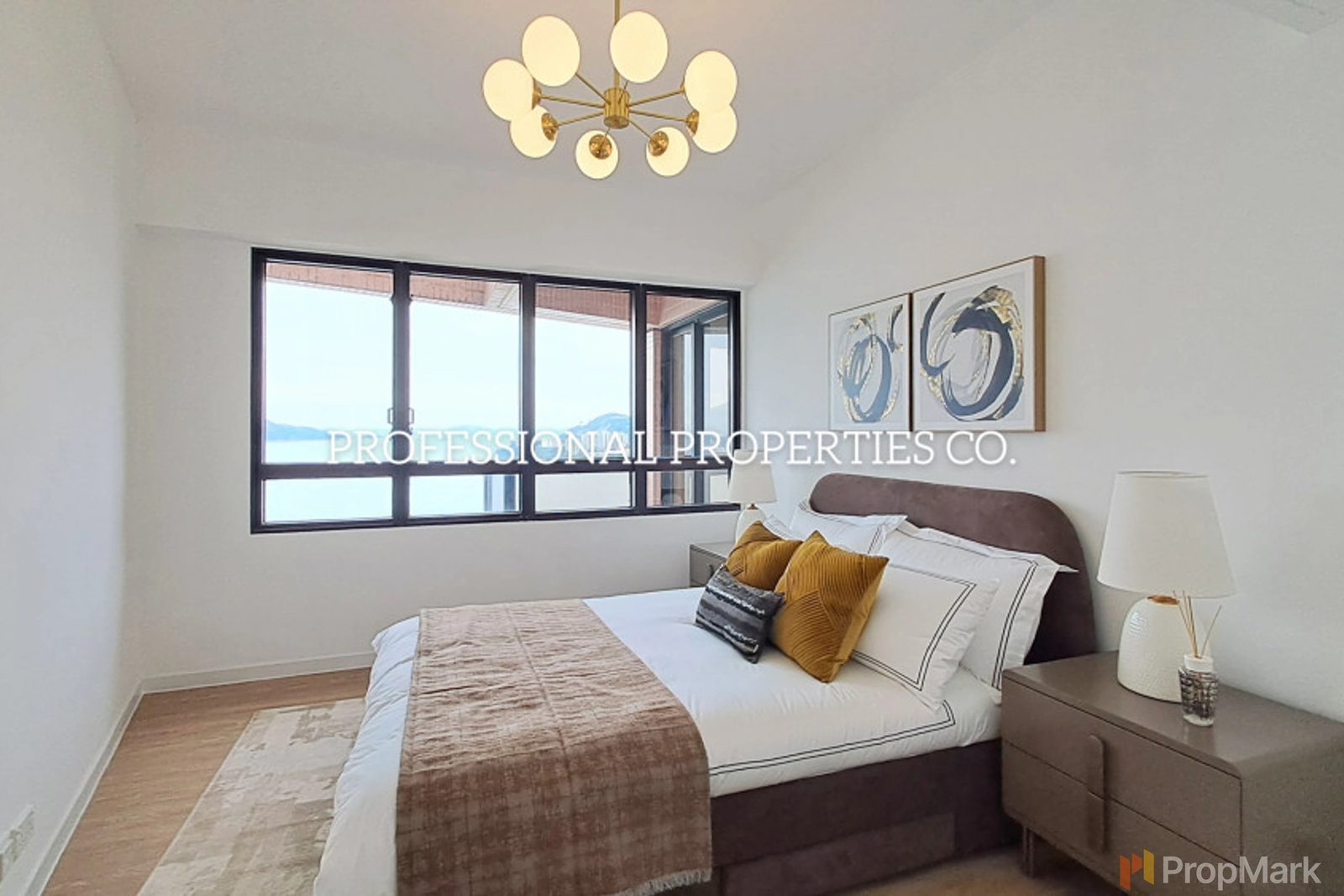 photo 15 — Pacific View, Southside