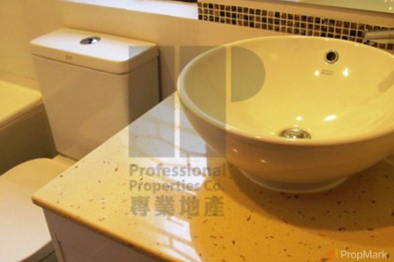 photo 15 — Taipan Court, Mid-levels East