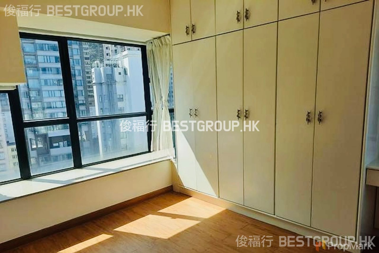 photo 4 — Scenic Rise, Mid-levels West