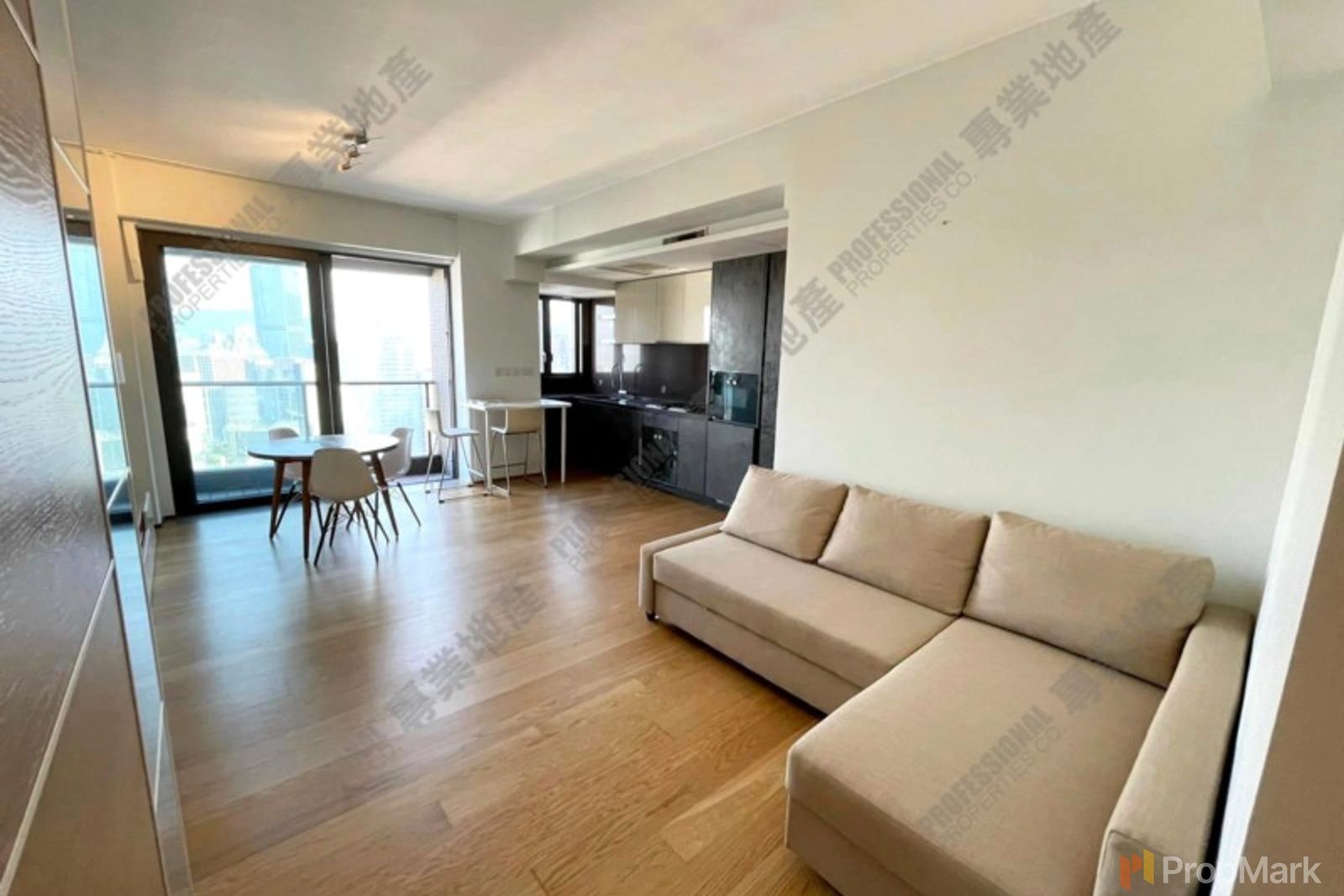 photo 2 — Alassio, Mid-levels West