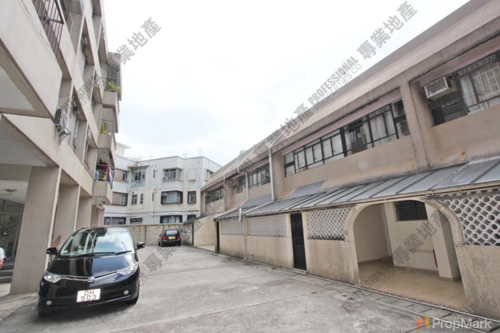 photo 4 — Bisney Villa, Pokfulam