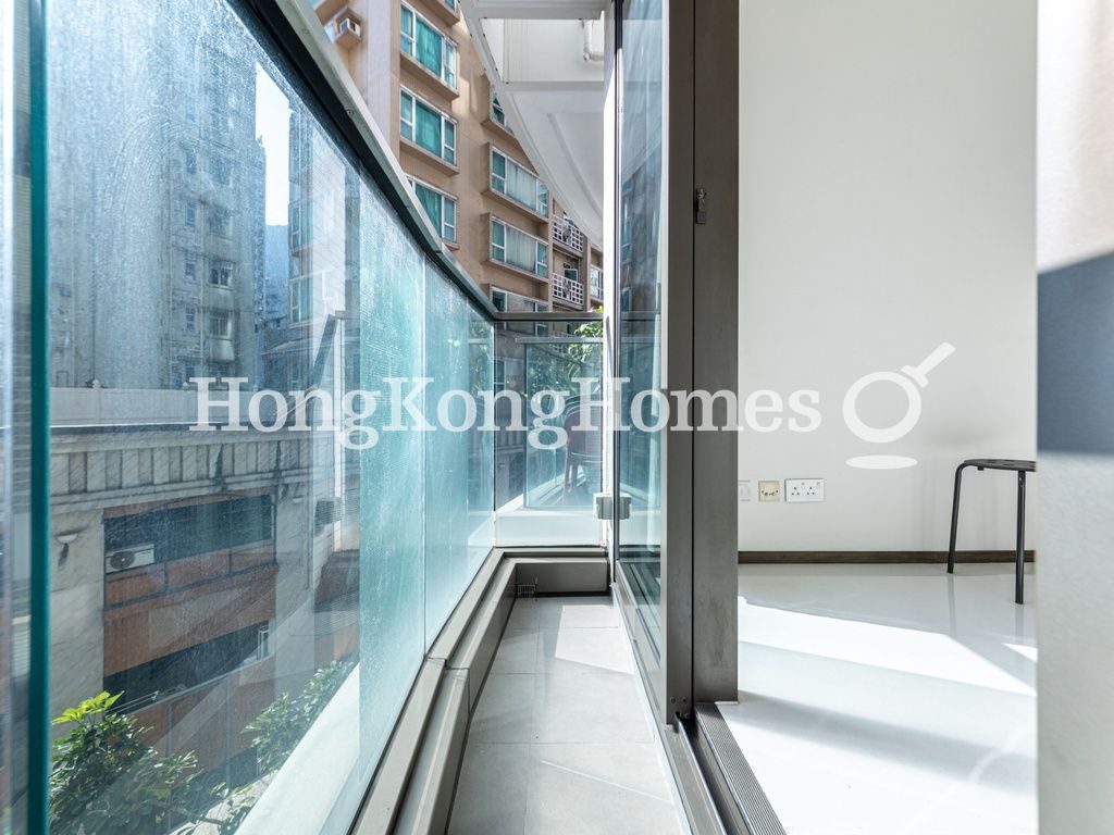 Balcony off Living and Dining Room — 壹鑾，跑馬地
