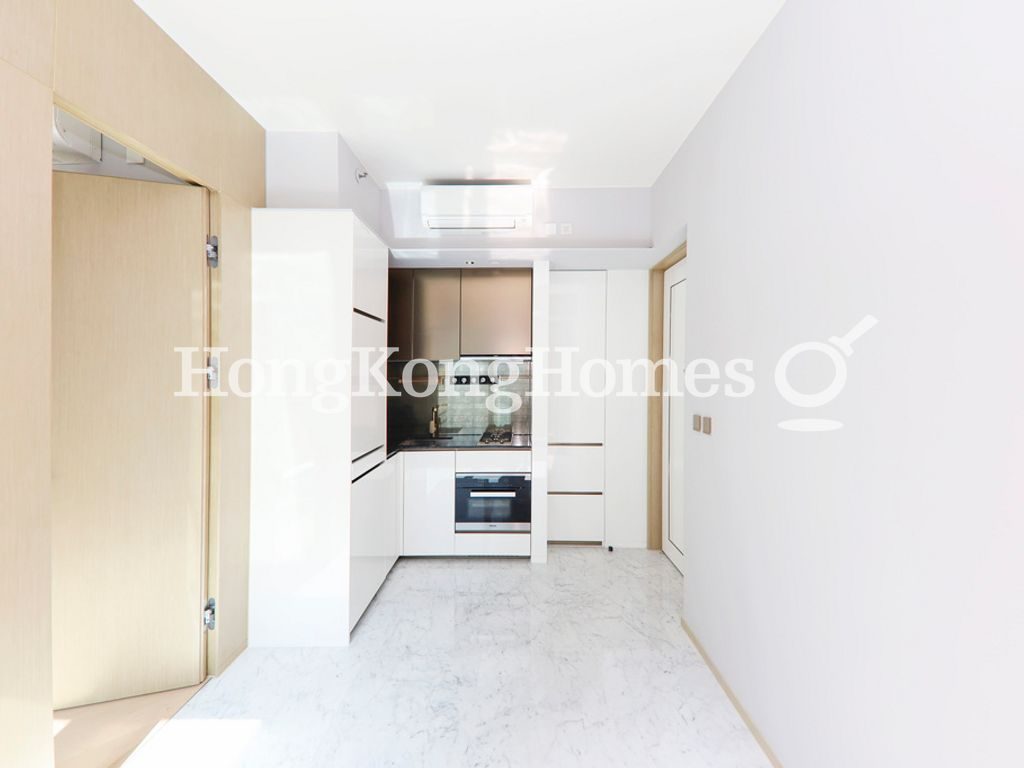 Living and Dining Room — Richmond, Mid-levels West