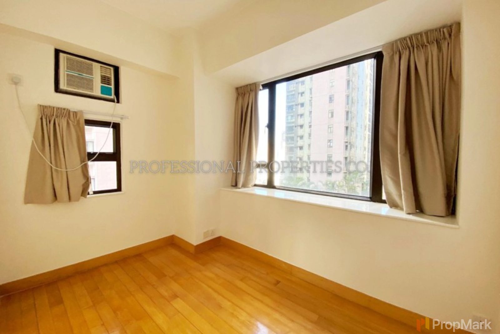 photo 3 — Robinson Heights, Mid-levels West