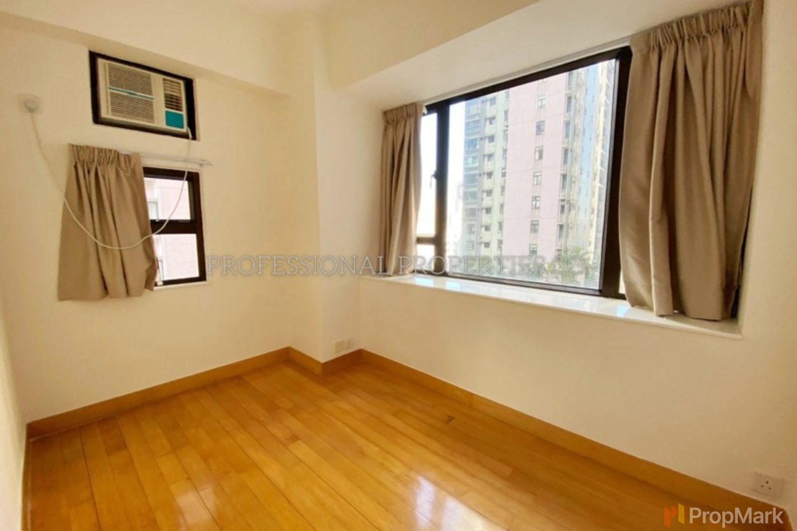 photo 4 — Robinson Heights, Mid-levels West