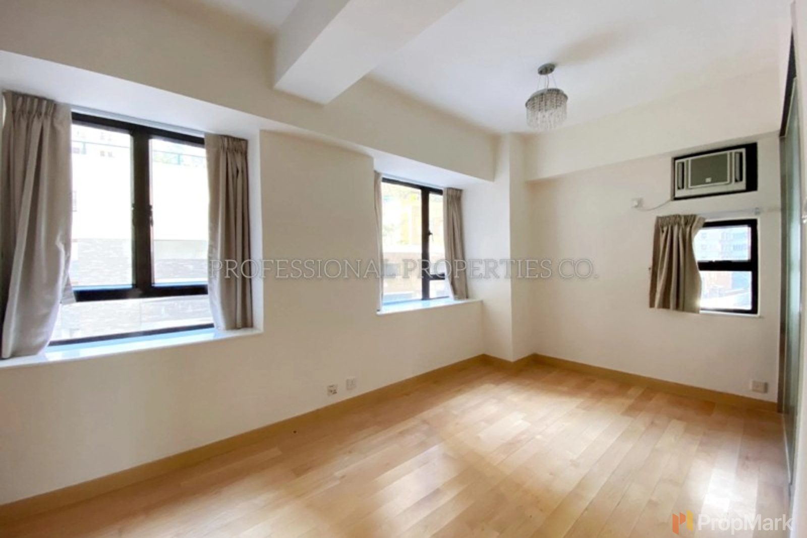 photo 5 — Robinson Heights, Mid-levels West
