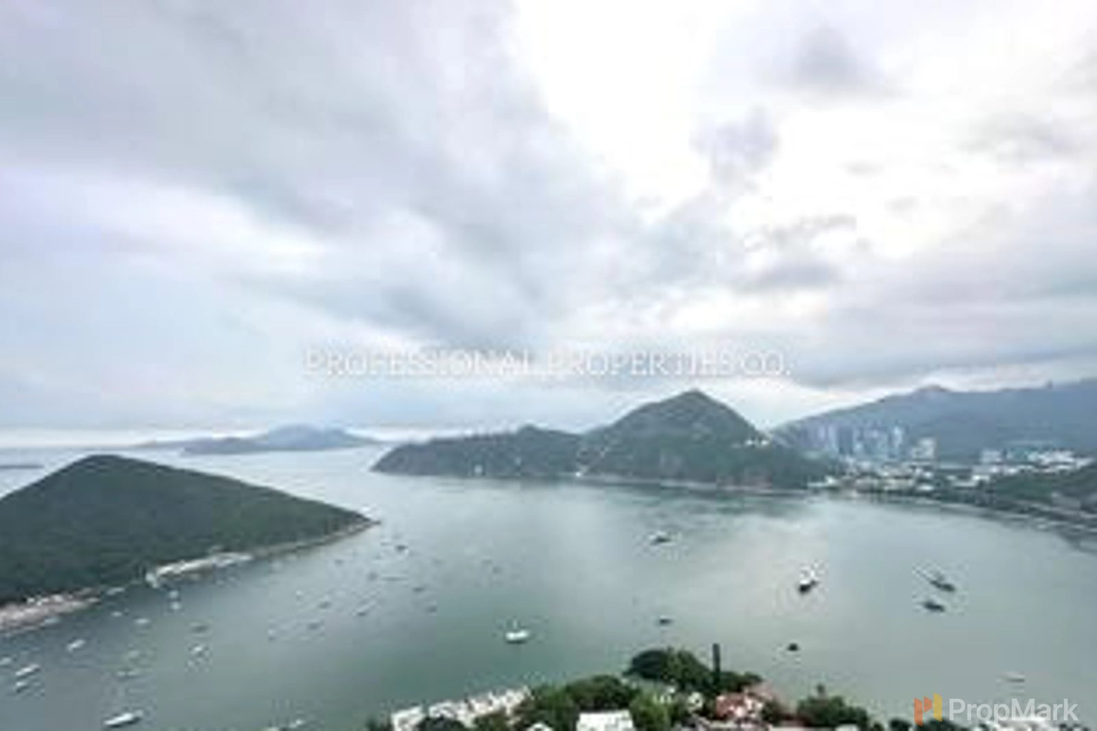 相片 2 — 曼赫頓大廈，港島南區