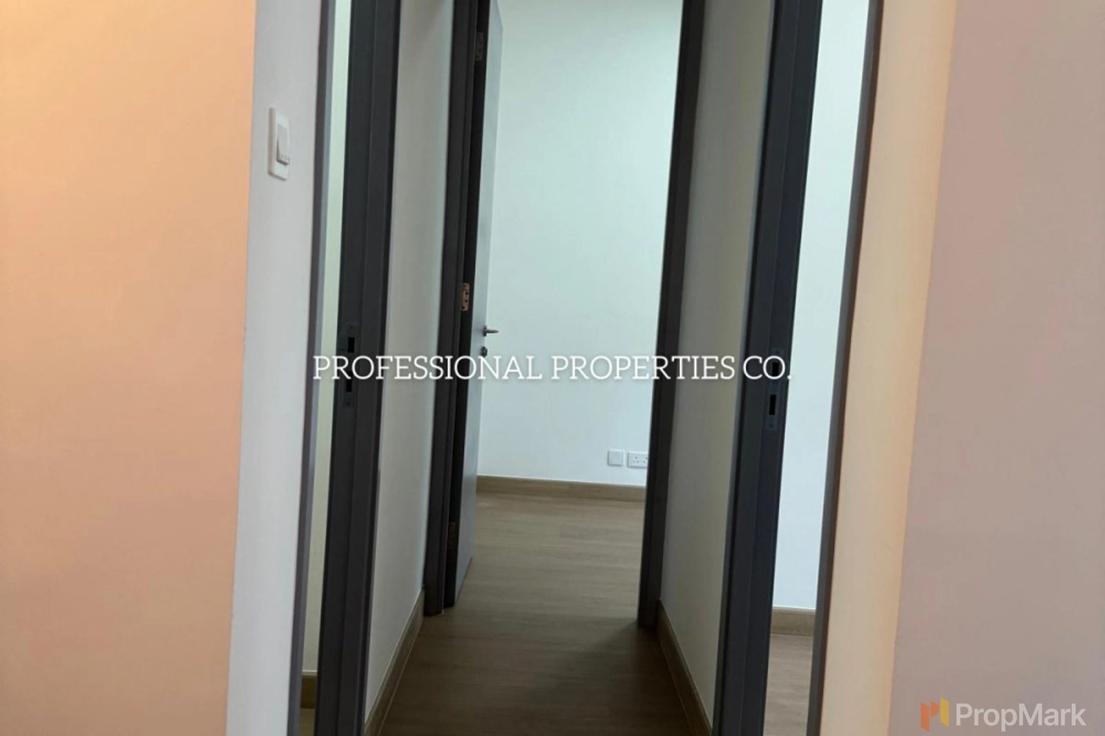 photo 6 — Island Crest, Sai Ying Pun