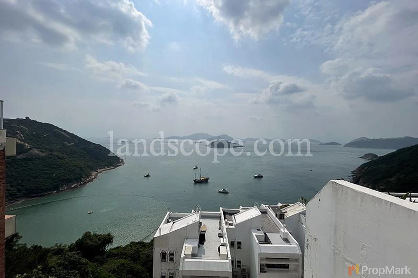 相片 2 — 珊瑚小築，港島南區