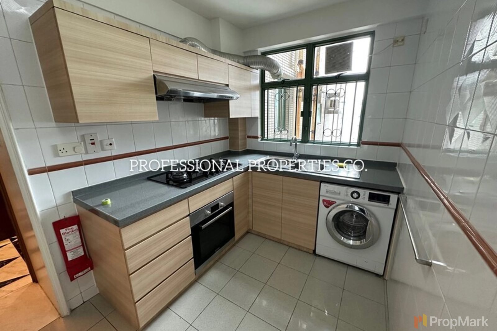 photo 5 — Robinson Place, Mid-levels West