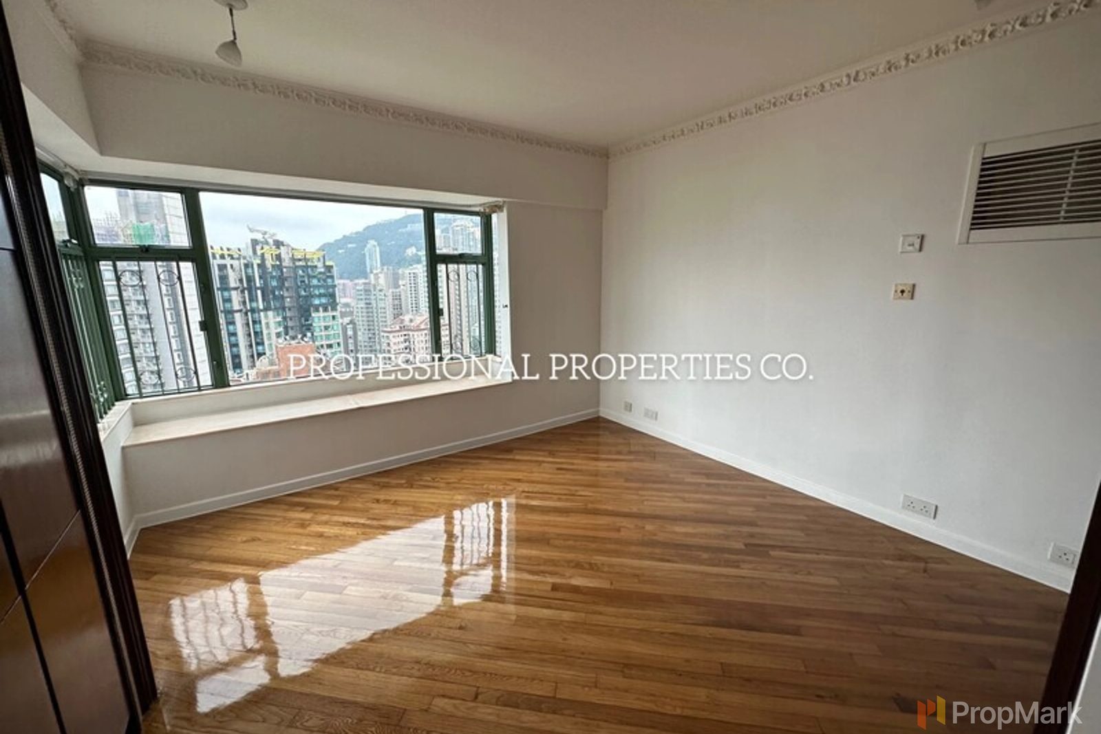 photo 9 — Robinson Place, Mid-levels West
