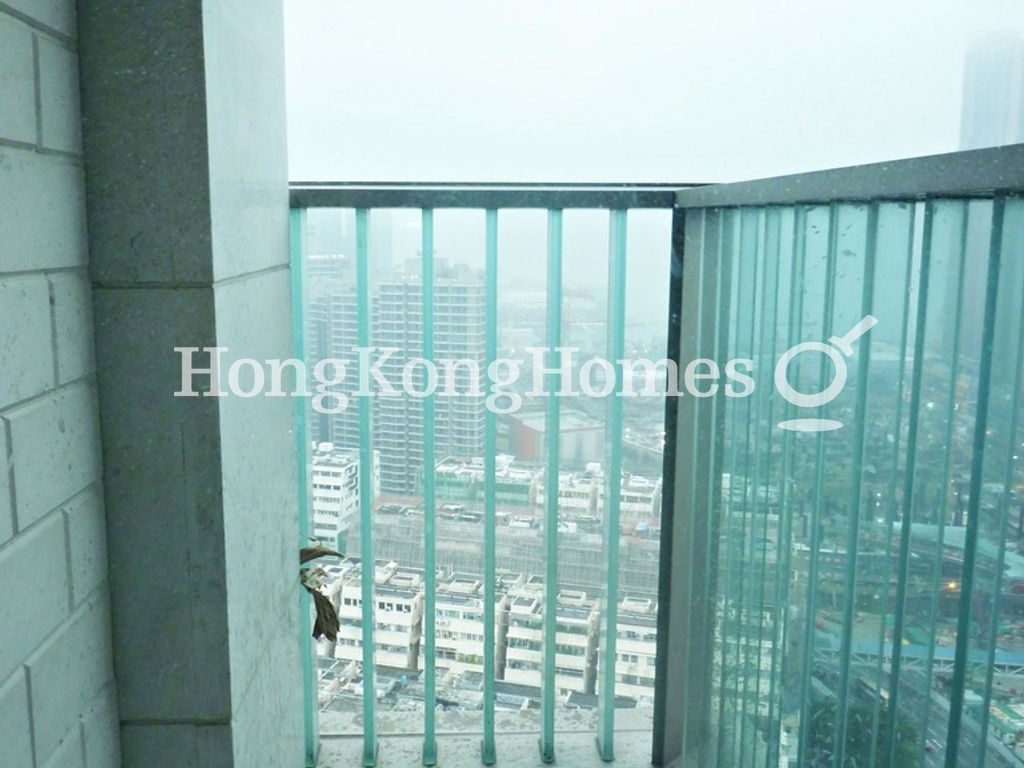 Second Balcony off Living & Dining Room — 御金‧國峰 - 第6座，油麻地