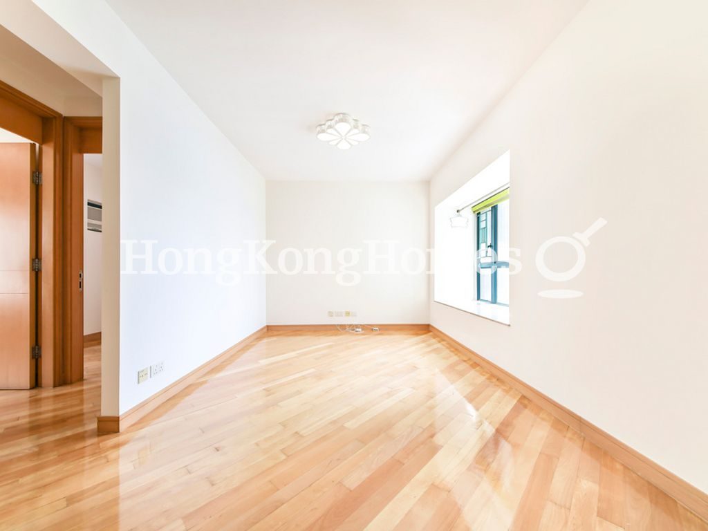 Living and Dining Room — The Long Beach - Tower 08, Tai Kok Tsui