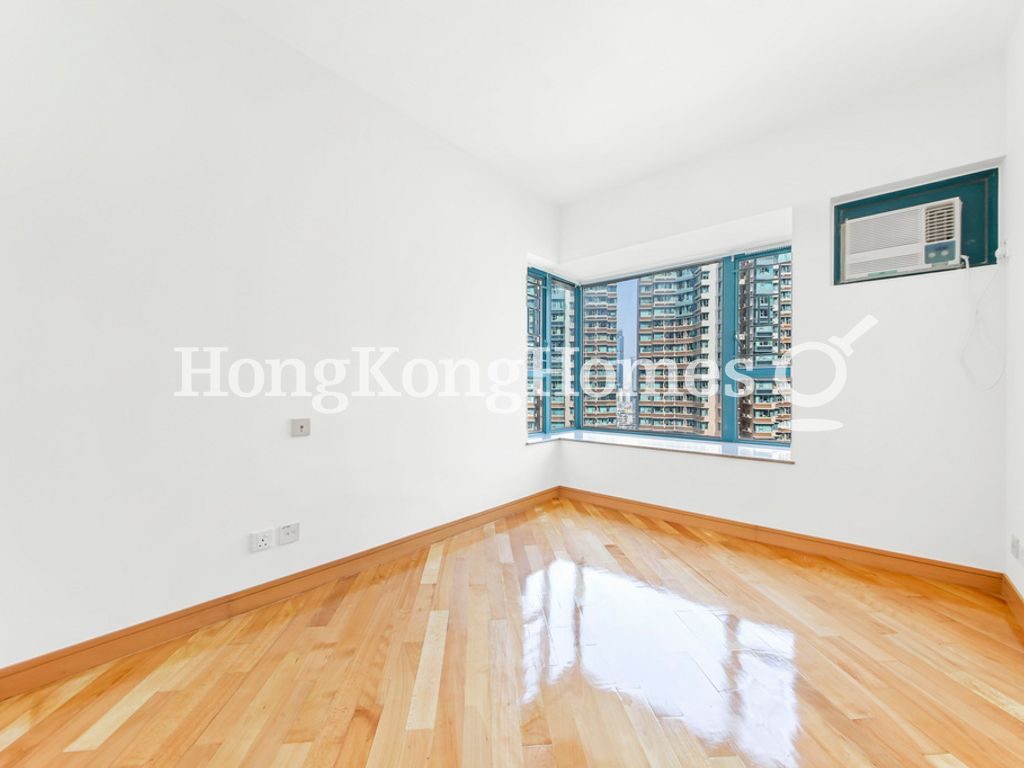 Master Bedroom — The Long Beach - Tower 08, Tai Kok Tsui