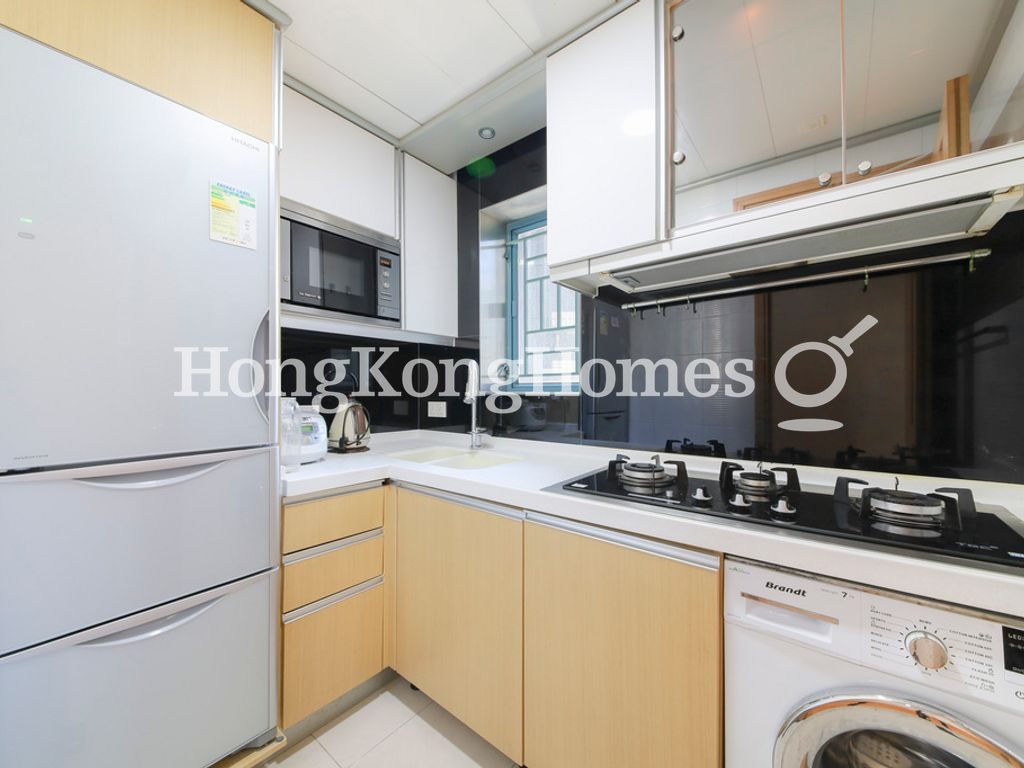 Kitchen — The Long Beach - Tower 08, Tai Kok Tsui