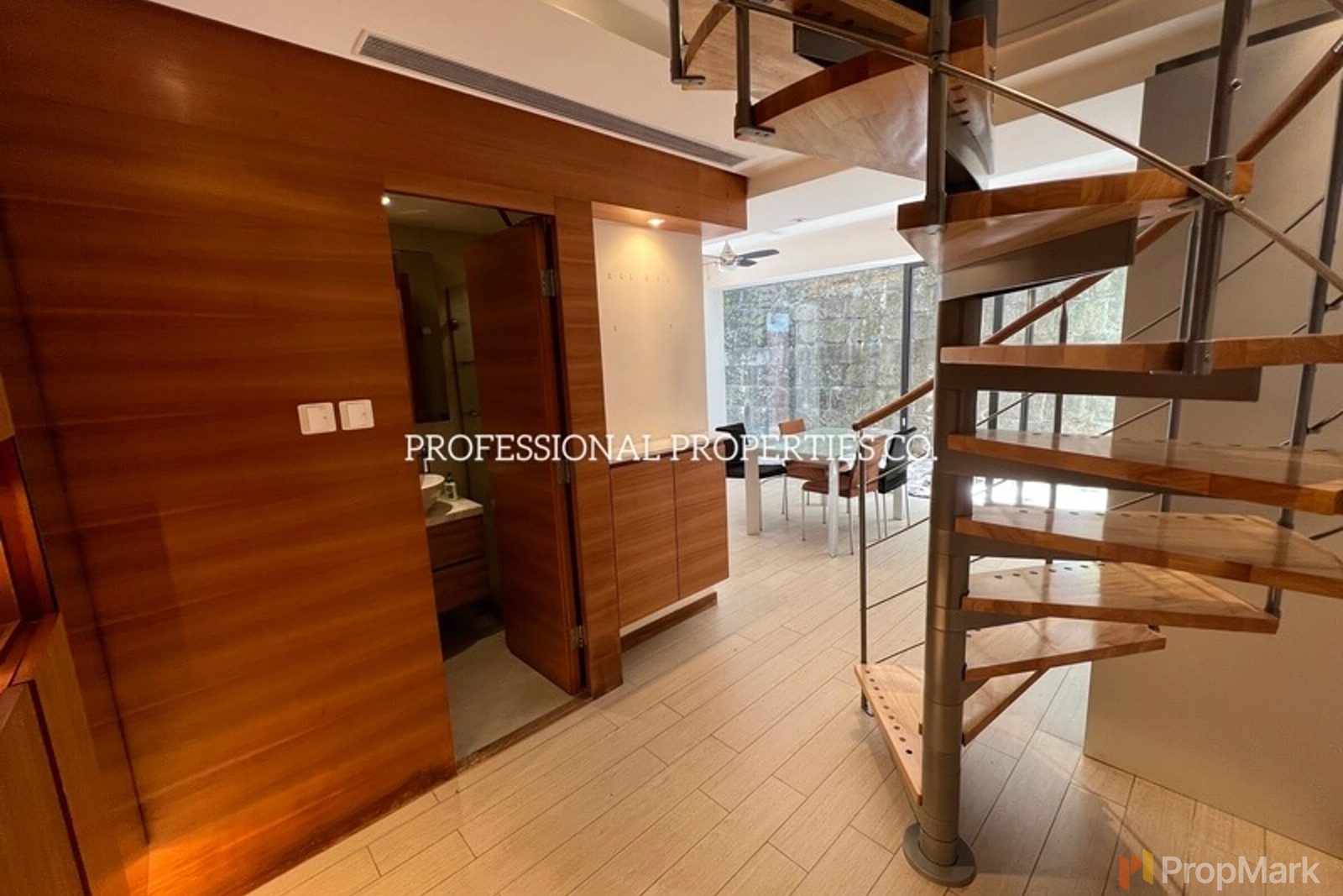 photo 14 — Mayfair Court, Happy Valley
