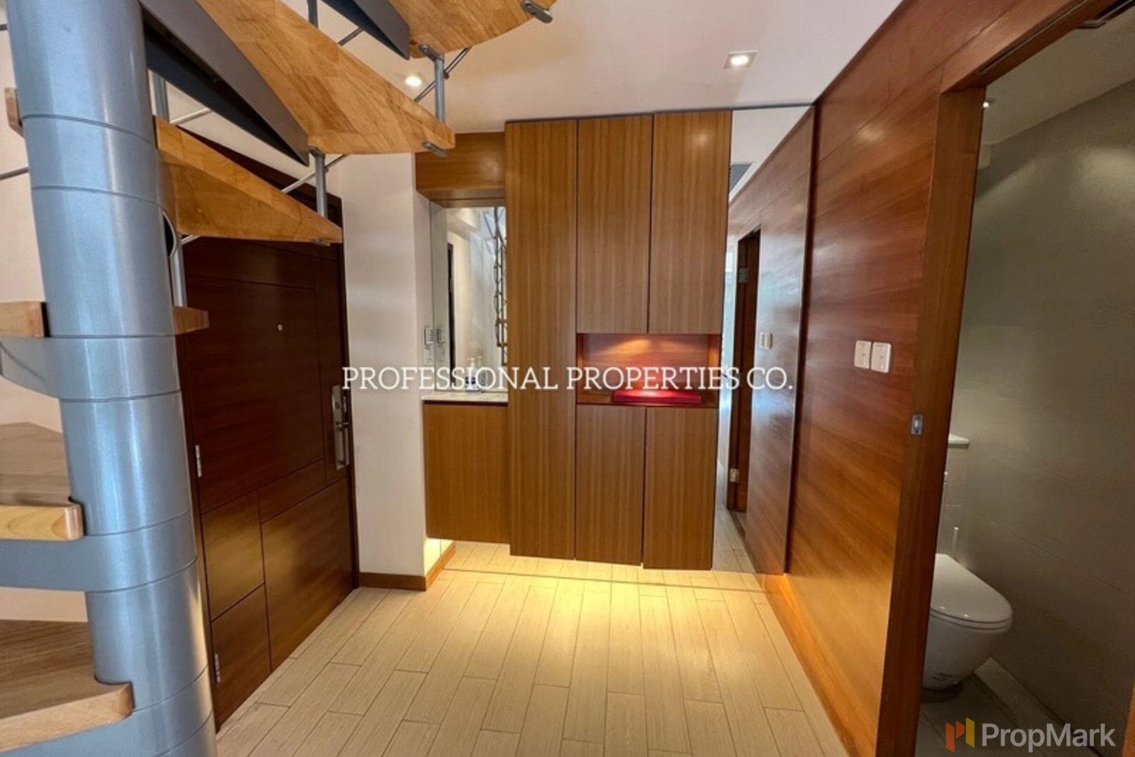 photo 17 — Mayfair Court, Happy Valley