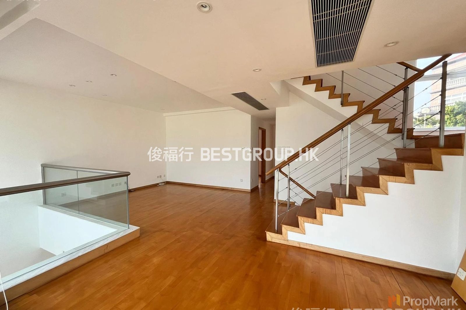 相片 15 — 楊宅，港島南區
