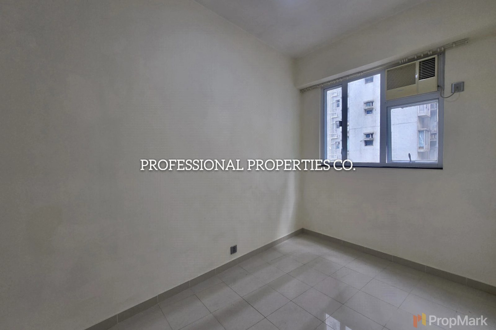 photo 4 — Bonanza Court, Mid-levels West