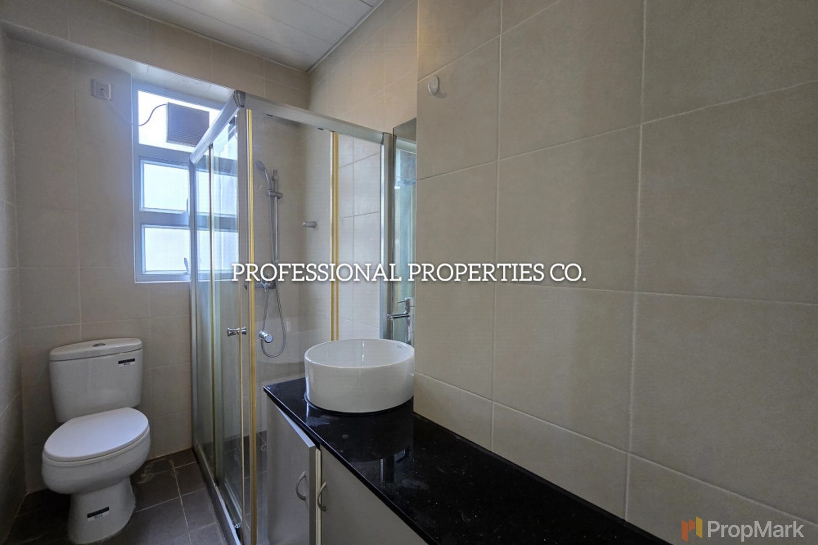 photo 8 — Bonanza Court, Mid-levels West