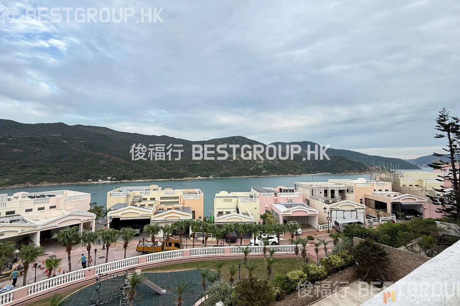 相片 3 — 紅山半島，港島南區