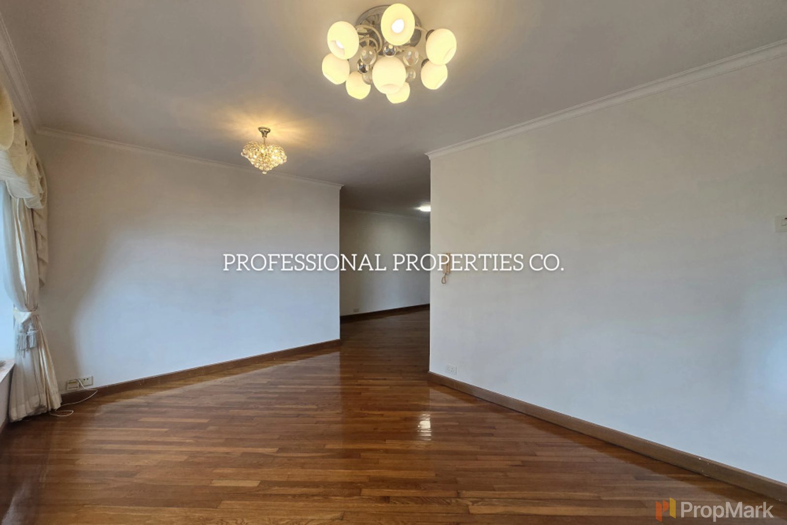 photo 3 — Robinson Place, Mid-levels West
