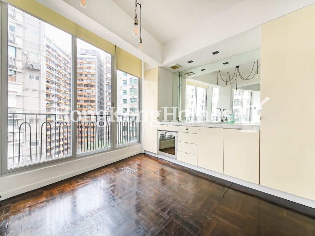 Open Kitchen — Fook Wah Mansion, Mid-levels West