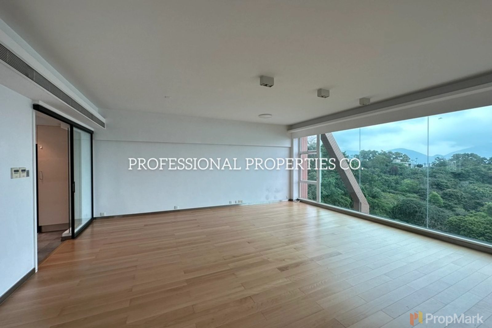photo 14 — Cypresswaver Villas, Southside