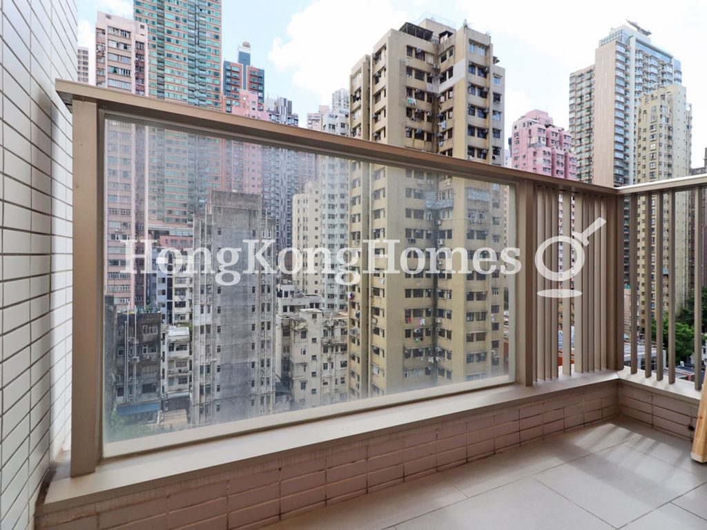 Balcony off Living and Dining room — 縉城峰-第1座，西營盤