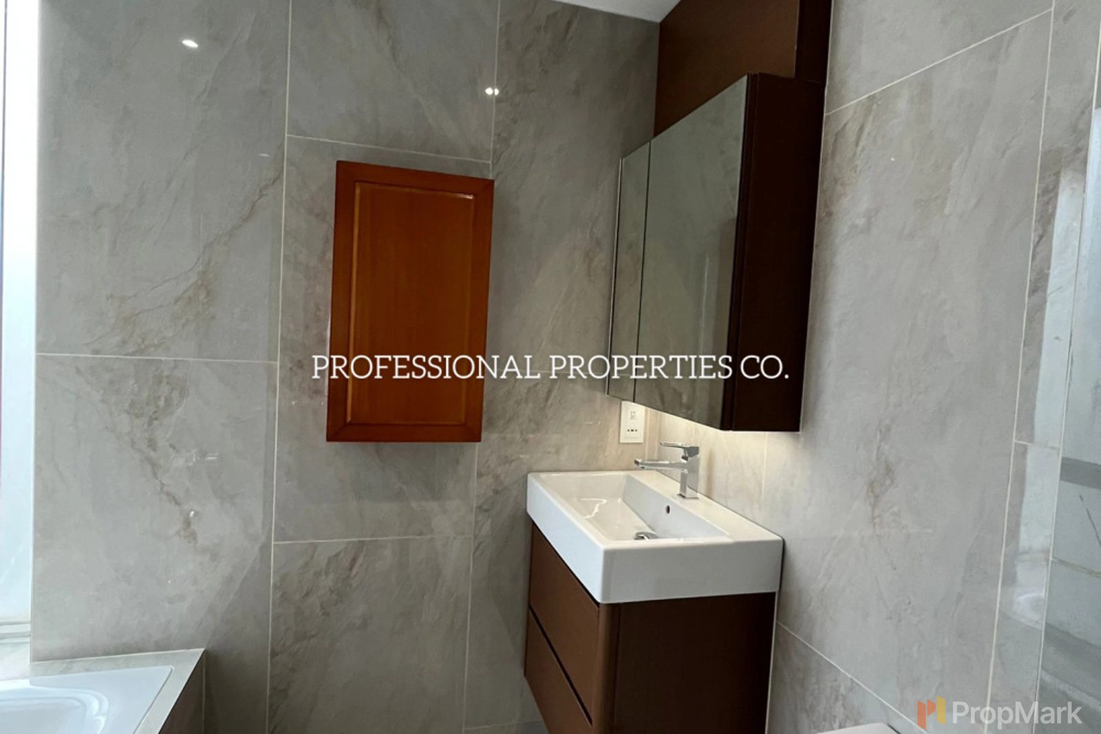 photo 10 — StarCrest, Wan Chai