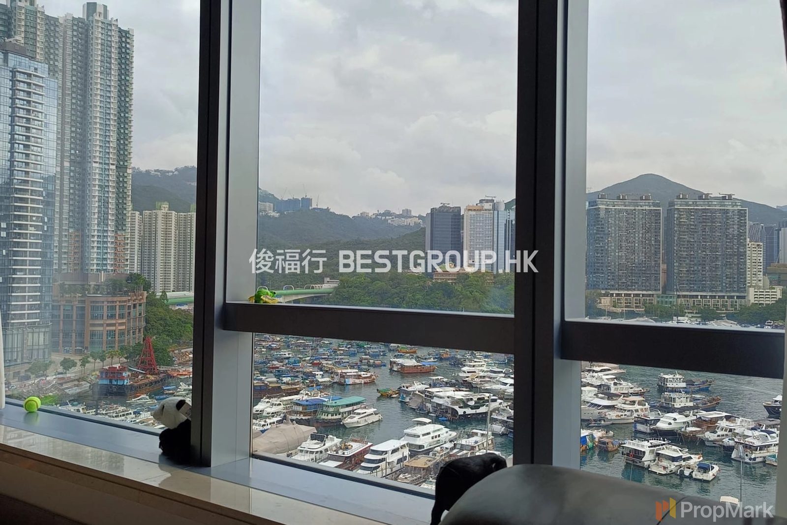 相片 3 — 南灣，鴨脷洲