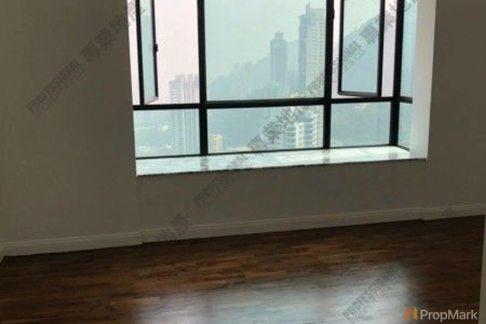 photo 4 — Dynasty Court, Mid-levels Central