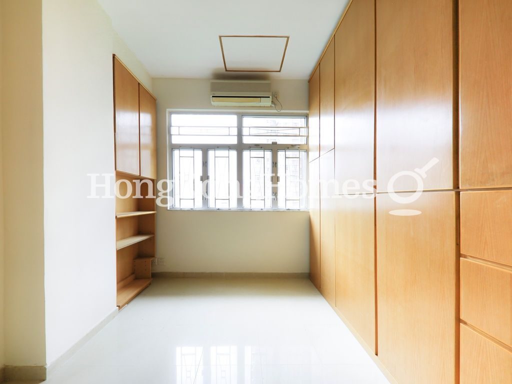 Second Bedroom — 堅苑大廈，西半山