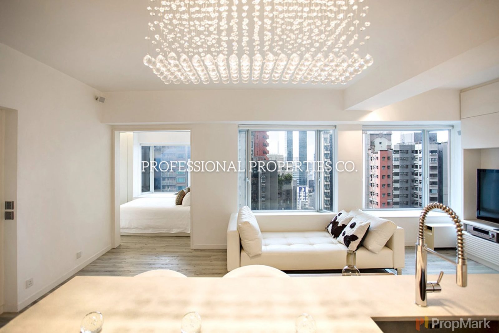 photo 4 — Woodlands Terrace, Mid-levels West